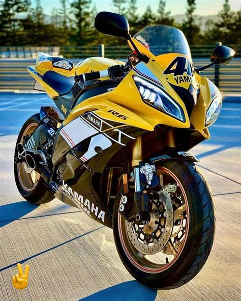 Pin By Jim Reynolds On Motorbikes Yamaha R6 Motorbikes