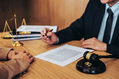 The Benefits Of Hiring A Divorce Lawyer Telegraph