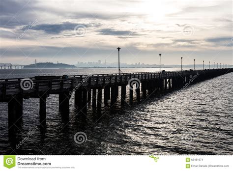 Berkeley Pier And San Francisco Bay Stock Photo Image Of Connects