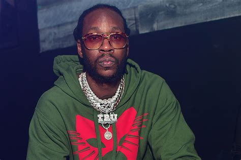 2 Chainz Delays Reopening Of Restaurants Feeds The Homeless Xxl