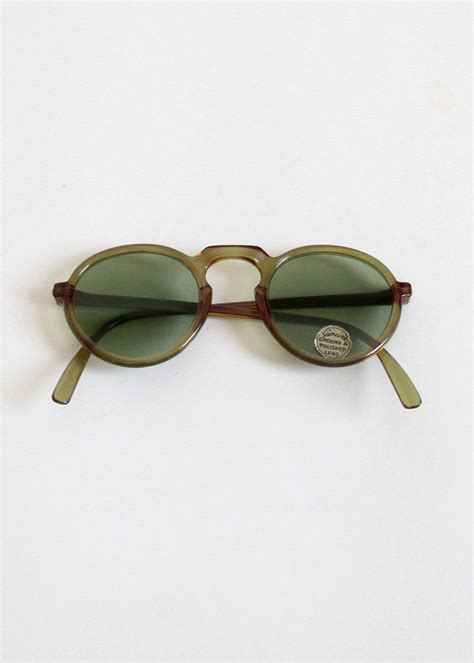 vintage 1940s green round sunglasses raleigh vintage
