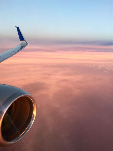 Airplane sunset aesthetic | sunset, aesthetic … перевести эту страницу. United Airlines | Plane photography, Sky aesthetic, Airplane window