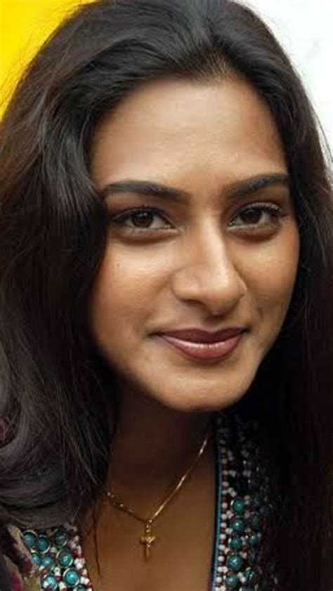 pin by amol on surekha vani actress hairstyles actress without makeup beautiful women naturally
