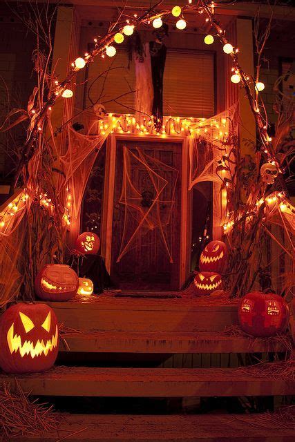 20 Popular Best Halloween Decorated Houses Ideas Sweetyhomee