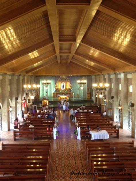 Prepárate para vivir una extraordinaria experiencia de espiritualidad y de arte. The Lilac Bride: San Antonio De Padua Quasi