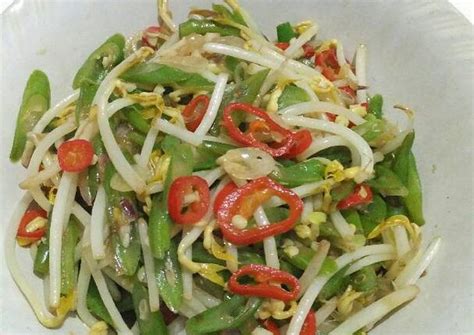 Tumis kangkung sering menjadi salah satu menu sayur favorit di berbagai rumah makan. Resep Tumis Buncis Toge oleh Larasati Kumalasari - Cookpad