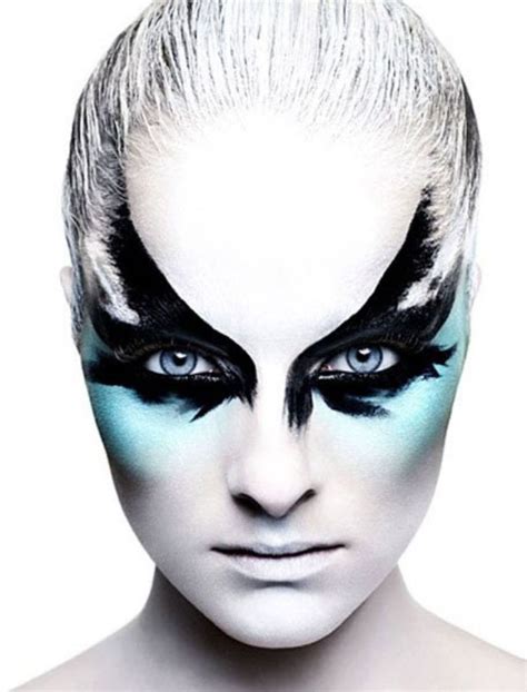 Black Swan Google Search Glamour Ses Makeup Bird Makeup Stage
