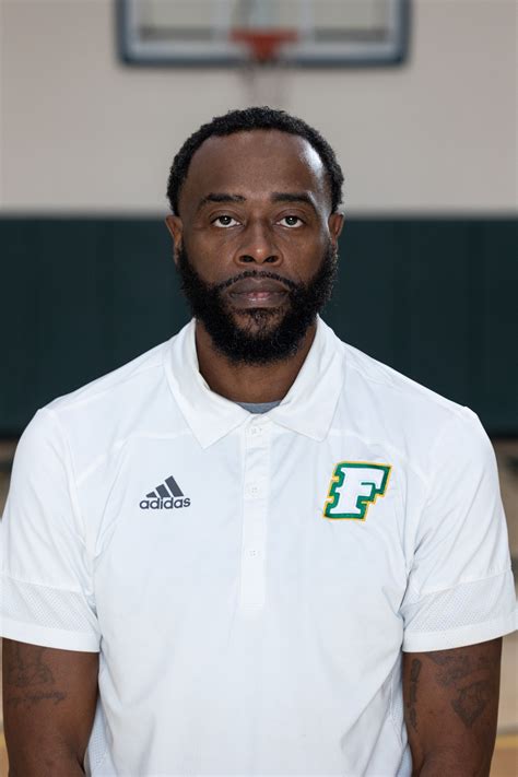Ivan Lewis '04 - Head Coach - Men's Basketball Coaches - Felician