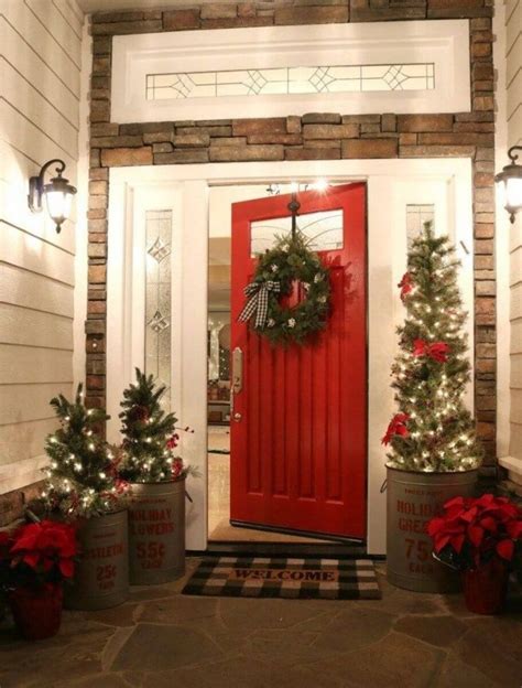 50 Best Christmas Porch Decoration Ideas For 2023