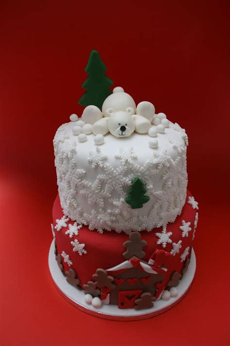 Looking for simple birthday cake ideas that will please any child? Christmas inspired - A birthday cake for 2 teenage girls ...