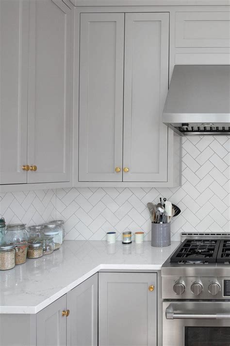 50 White Herringbone Backsplash Tile In Style White Kitchen