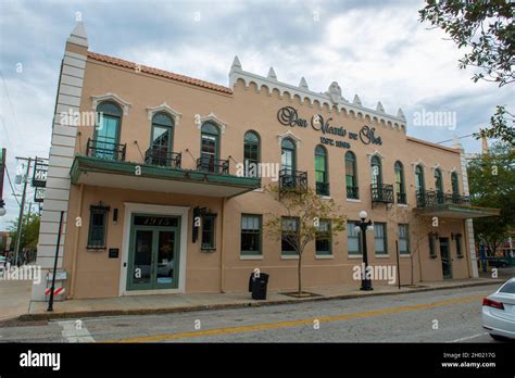 Don Vicente De Ybor Historic Inn At 1915 N Avenida Republica De Cuba At