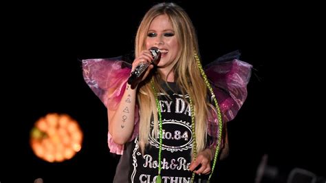 Avril Lavigne Il Concerto A Milano Del Marzo Aprir Il Tour Mondiale Avril Lavigne Album