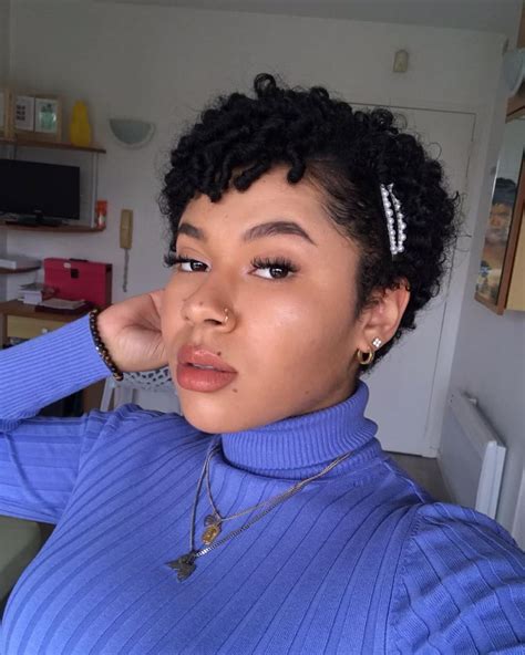 25 Cute Short Curly Hairstyles For Black Women To Try In 2020 Briefly