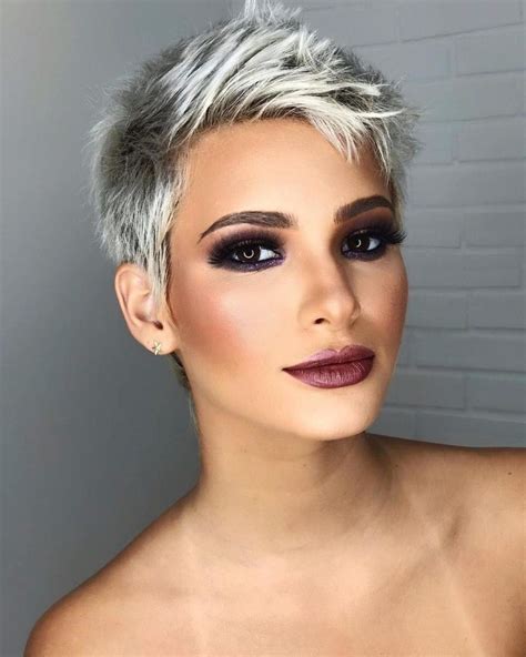 That was the mindset in the 60s when beehives made their way into the mainstream. Women's short haircut for hair 2020-2021 | luxhairstyle