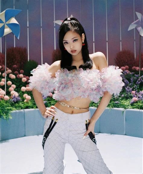 Kim Jennie 2020 스타일 패션 스타일 패션