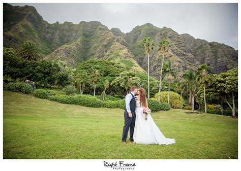 Hawaii Kualoa Ranch Wedding At Paliku Gardens By Right Frame Photography
