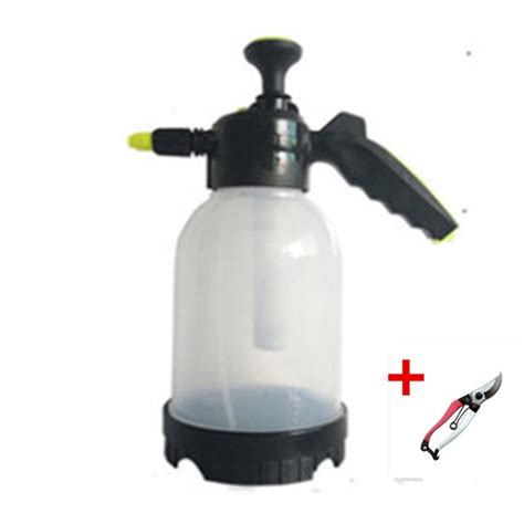 2l Hand Pressure Water Bottle Sprinkler With Pruning Shears Watering