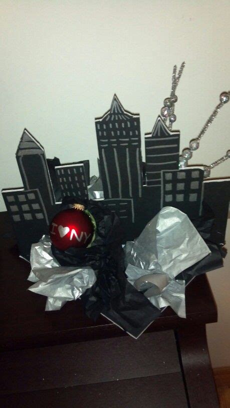 See more ideas about new york theme party, new york theme, new york party. New York themed centerpiece | New york theme, New york ...