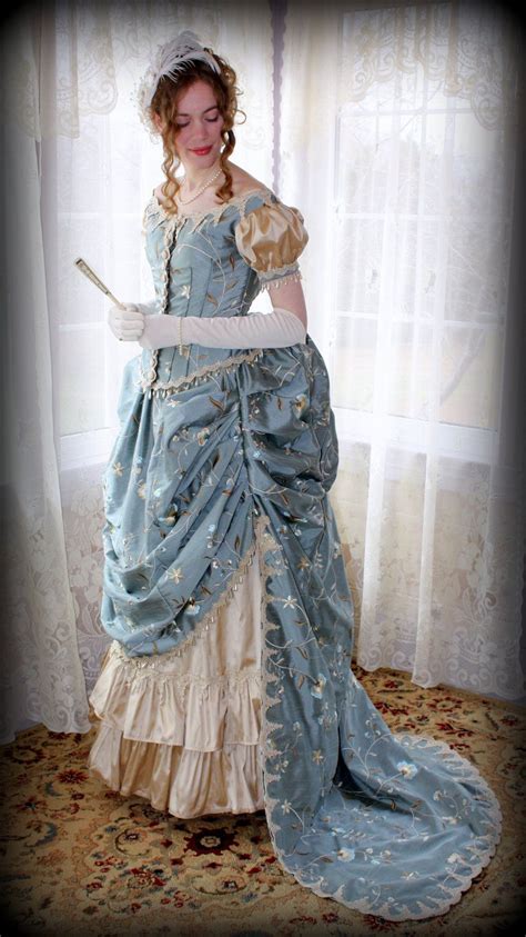 Victorian Bustle Gown Dress Victorian Clothing Old Fashion Dresses Victorian Fashion