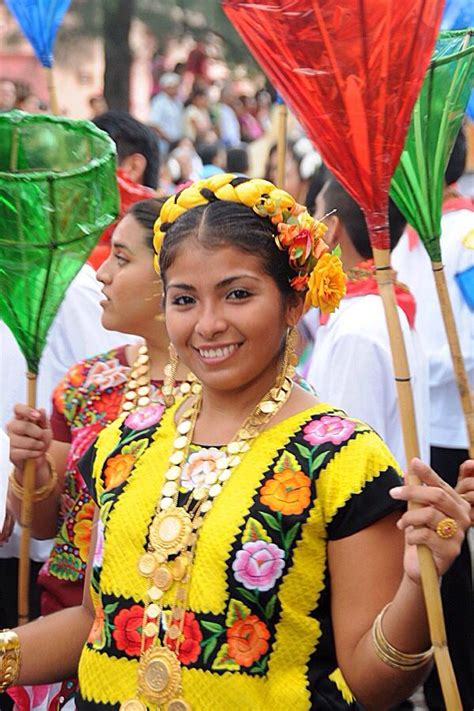 Mexico Mexican Women Traditional Mexican Dress Mexican Fashion