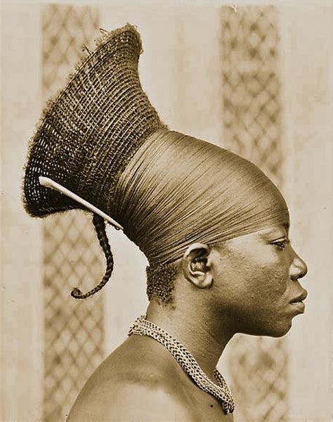 Mangbetu Woman African People African Beauty African