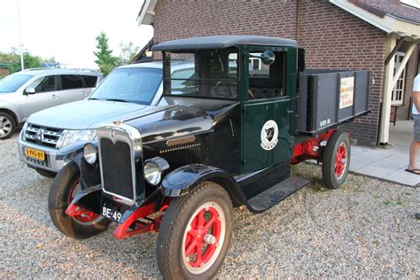 Talk to a penske rep · best buying experience · search, call and buy International Harvester 1 Ton truck model 6-speed 1927 ...