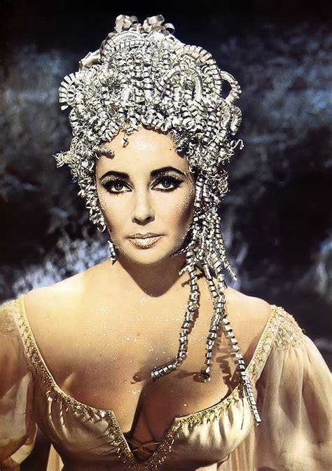 elizabeth taylor cleopatra costume 1963 elizabeth taylor cleopatra elizabeth taylor cleopatra