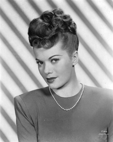 Glamorous Photos Of Janis Paige In The S Vintage Everyday