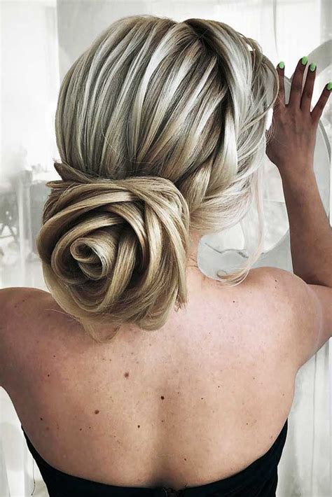 A Chignon Hairstyle You Have Definitely Heard About It But What Is It