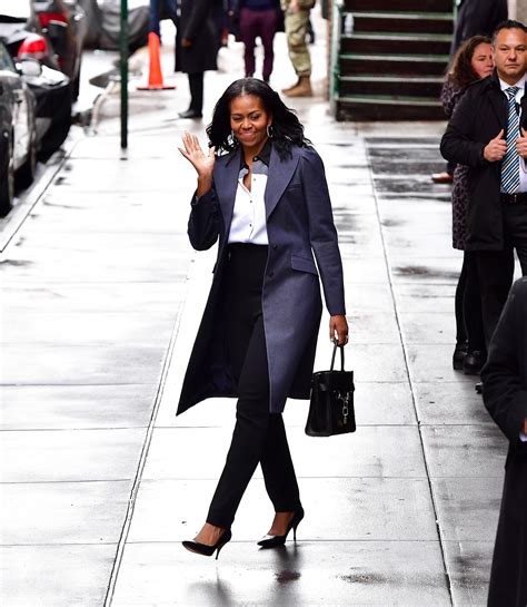 Michelle Obamas Best Outfits Michelle Obama Fashion Michelle Obama