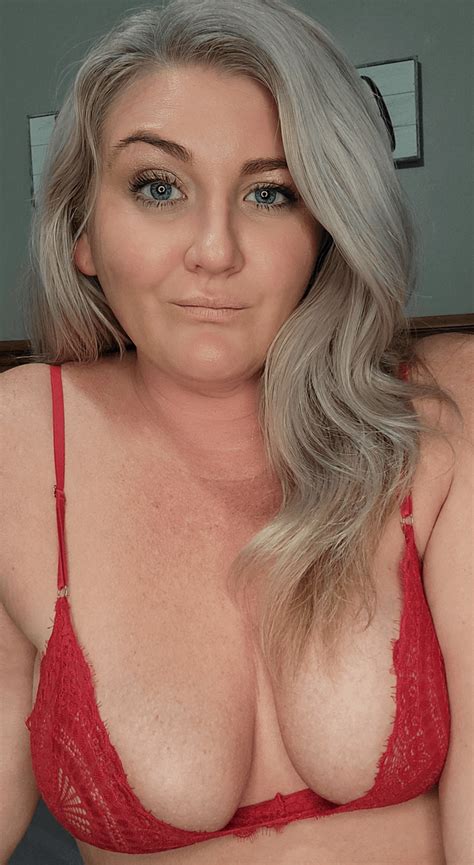 Amateur Milfs Sexy On Twitter The Full Breakfast Is At Your Disposal
