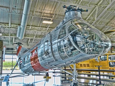 Piasecki H 21 Shawnee Tandem Rotor Helicopter Nicknamed Th Flickr