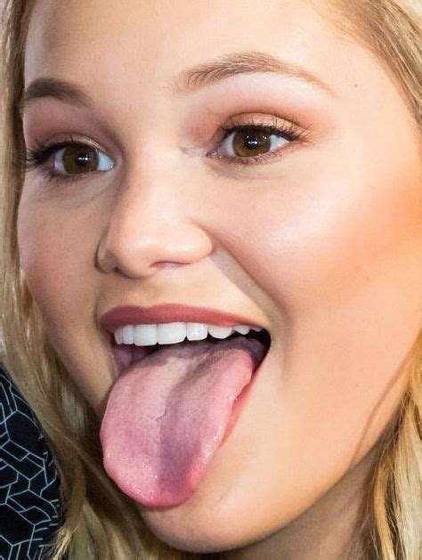 82 Best Tongue Images In 2019 Pretty Face Makeup Looks Beauty
