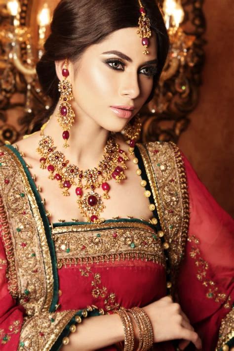 best bridal jewelry set ideas 2024 pakistani pret wear