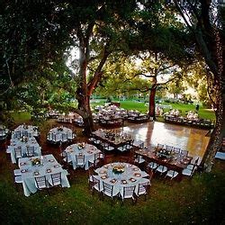 06.06.2018 · best diy outdoor dance floor from 1000 ideas about wedding dance floors on pinterest. Simply Lovely :: Love Under the Tree | Backyard wedding ...