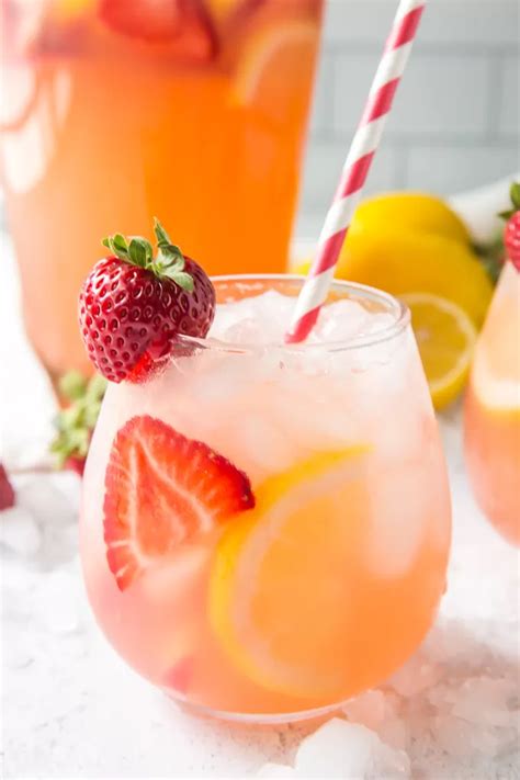 Fresh Strawberry Lemonade Is Full Of Tart Lemons Sweet Strawberries