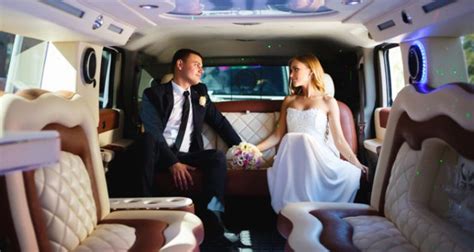 How To Choose The Perfect Limousine For Your Wedding Day