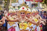indonesian culture and tradition Traditions in indonesia: 10 curious ...