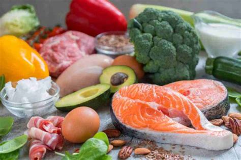 Telur bisa menjadi makanan yang penting untuk diet. 20 Makanan Rendah Karbohidrat untuk Diet Sehat - DokterSehat