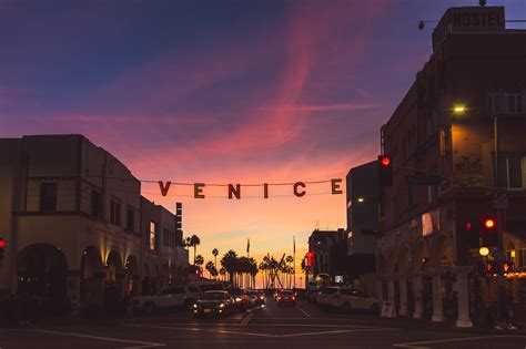 Set of images which can be used as wallpaper or textures. 5 Must-See Venice Beach Destinations Even Locals Love ...