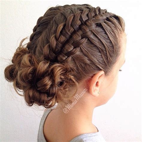 Modern knots are rather loose and messy. mimiamassari's photo on Instagram | Hair styles, Girls ...