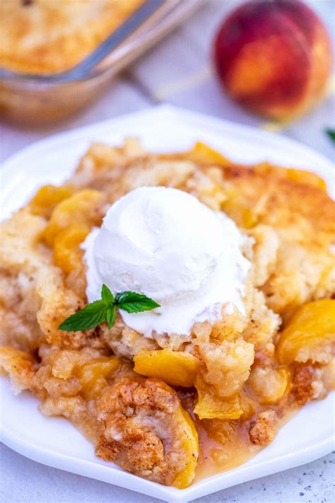 Fun fact about this fresh peach cobbler, beyond the juicy, jammy variations on peach cobbler. Peach Cobbler Recipe Canned / Southern Peach Cobbler Video ...