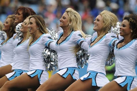 Carolina Panthers Cheerleaders Perform In The First Half Of An Nfl Football Gam Panthers