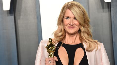 Laura Dern S Marriage Story Win Gives Netflix Its First Acting Oscar Nestia