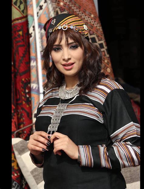 Pin By Arabia Felix On Yemeni Traditional Dress Yemeni Clothes Yemen Clothes Fashion