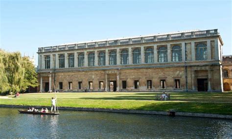 Ultimate Guide To The Wren Library Footprints Tours