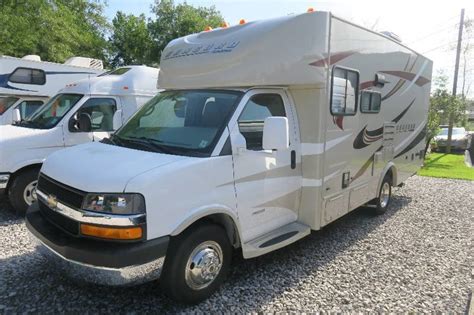 Used 2014 Coachmen Concord 220le Overview Berryland Campers