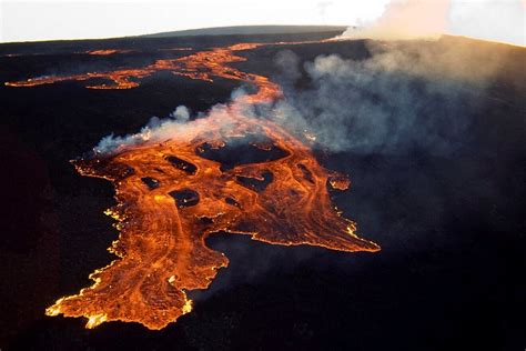 Volcán Mauna Loa De Hawái El Más Grande Del Mundo Entra En Erupción Y