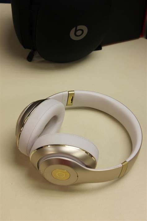 Beats By Dre Studio Wireless Headphones Gold B0501 Good Buya